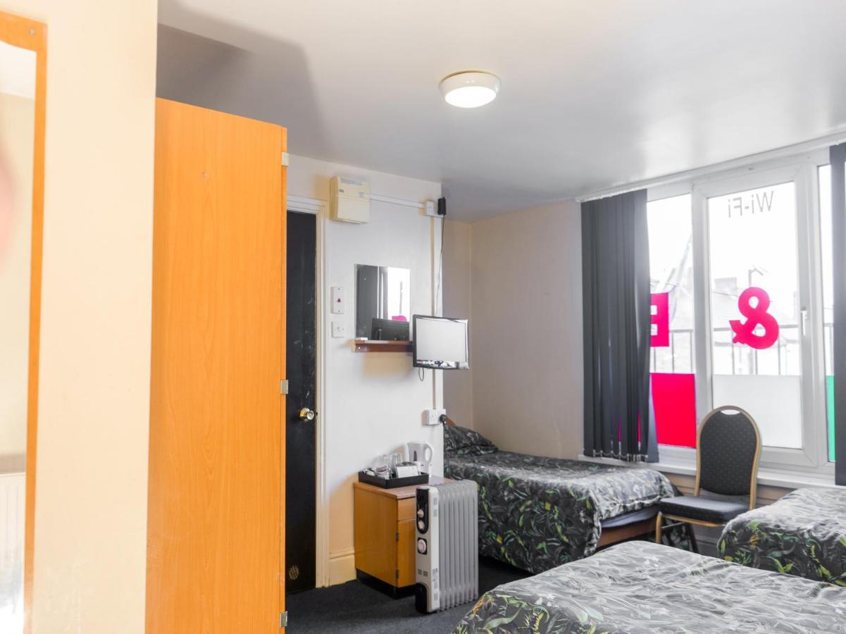 La Tavola Calda Hotel Nuneaton Dış mekan fotoğraf